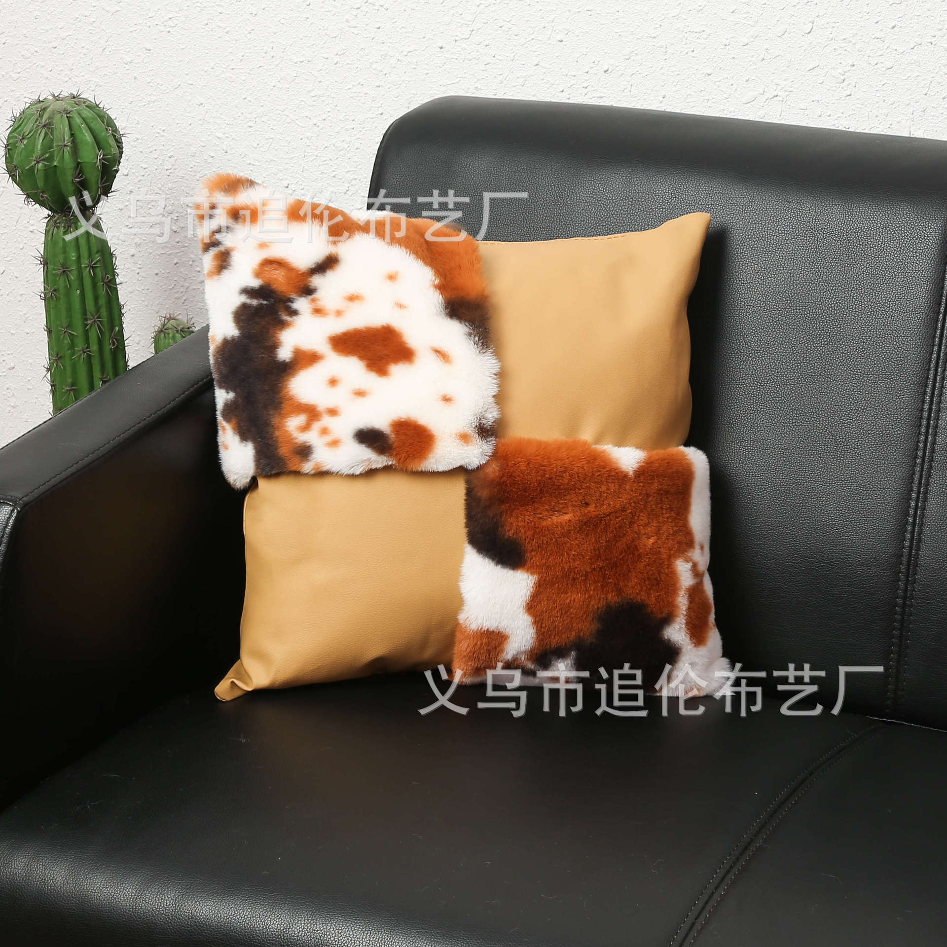 皮革抱枕套新款方格兔绒动物纹高级耐脏可洗靠垫套详情7