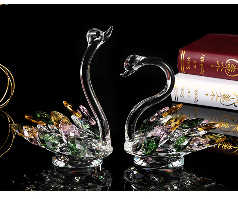 Simple swan ornaments in the living room, light luxury and creative crystal handicrafts, birthday and wedding gifts, crystal swan ornaments pic 12