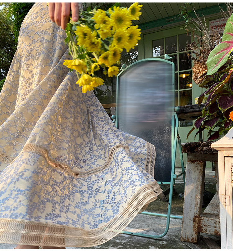 XIAOLI夜幕蕾丝A字V领吊带碎花连衣裙新款法式小众长裙子女夏详情23