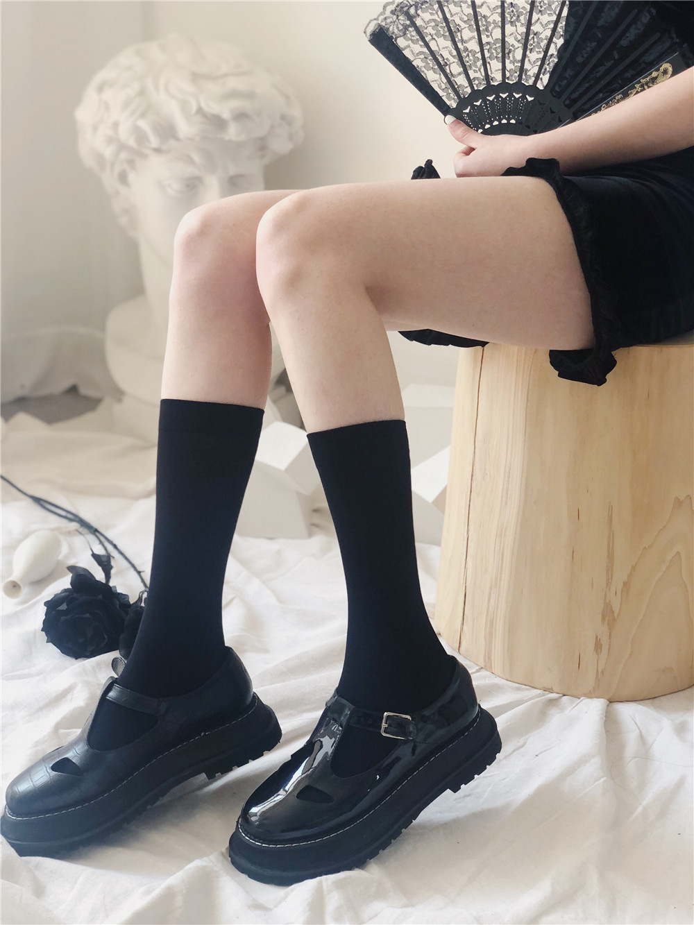 Classic and versatile jk black and white mid-calf knee-high socks that can be worn all year round, featuring non-permeable velvet calf socks pic 15