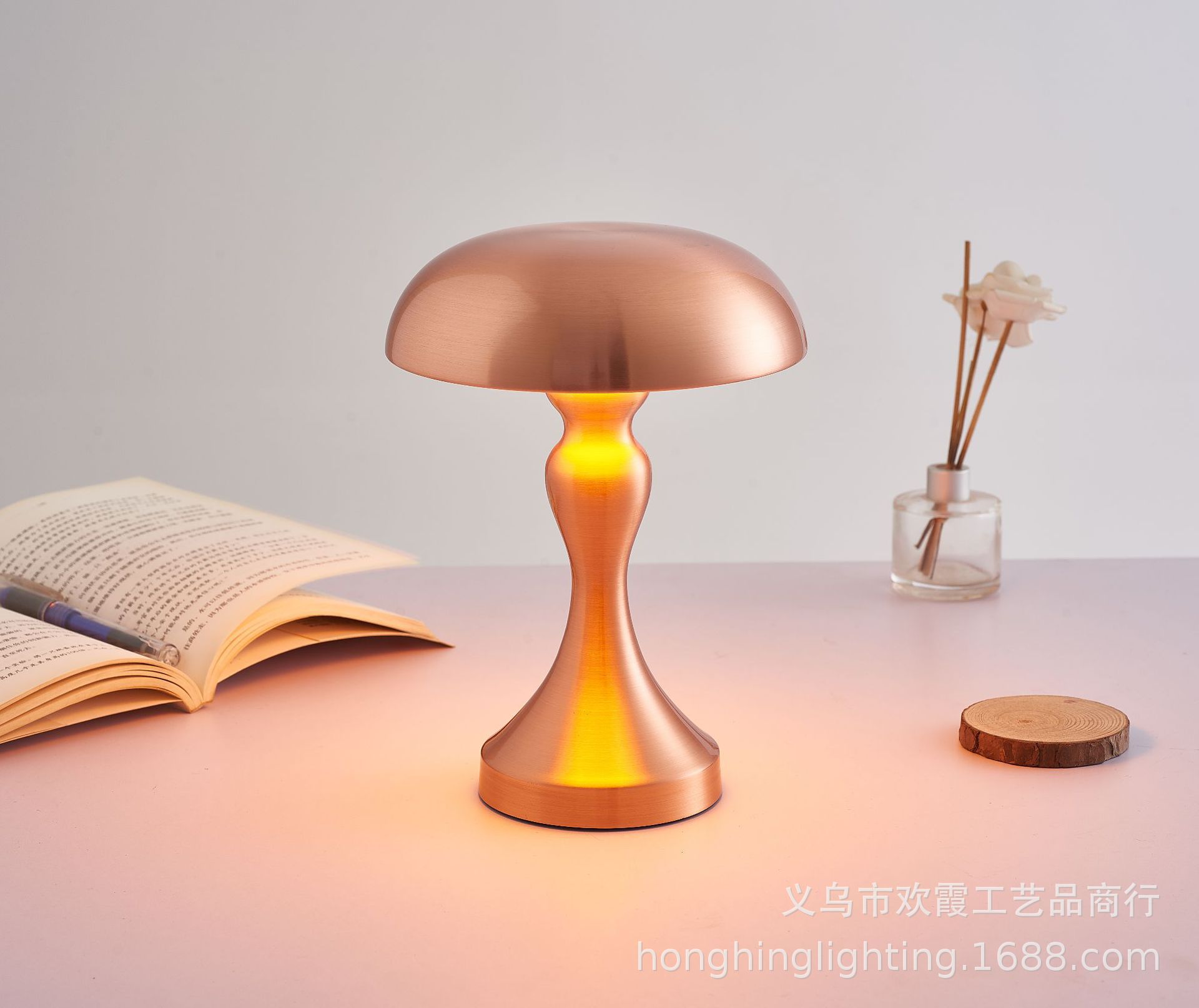 Cross-border new creative mermaid mushroom rechargeable table lamp, dining table, hotel and bar decorative table lamp, outdoor night light pic 13