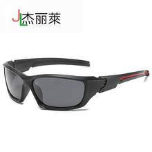 新款户外偏光太阳镜 外贸男士运动驾驶方框骑行墨镜 热卖眼镜D731详情5