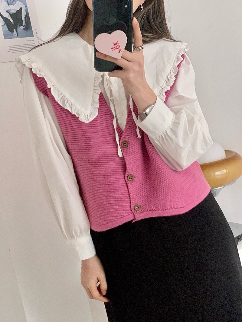 Korean Spring new style: Simple solid color, loose, striped V-neck knitted small vest cardigan for women 2727 pic 15