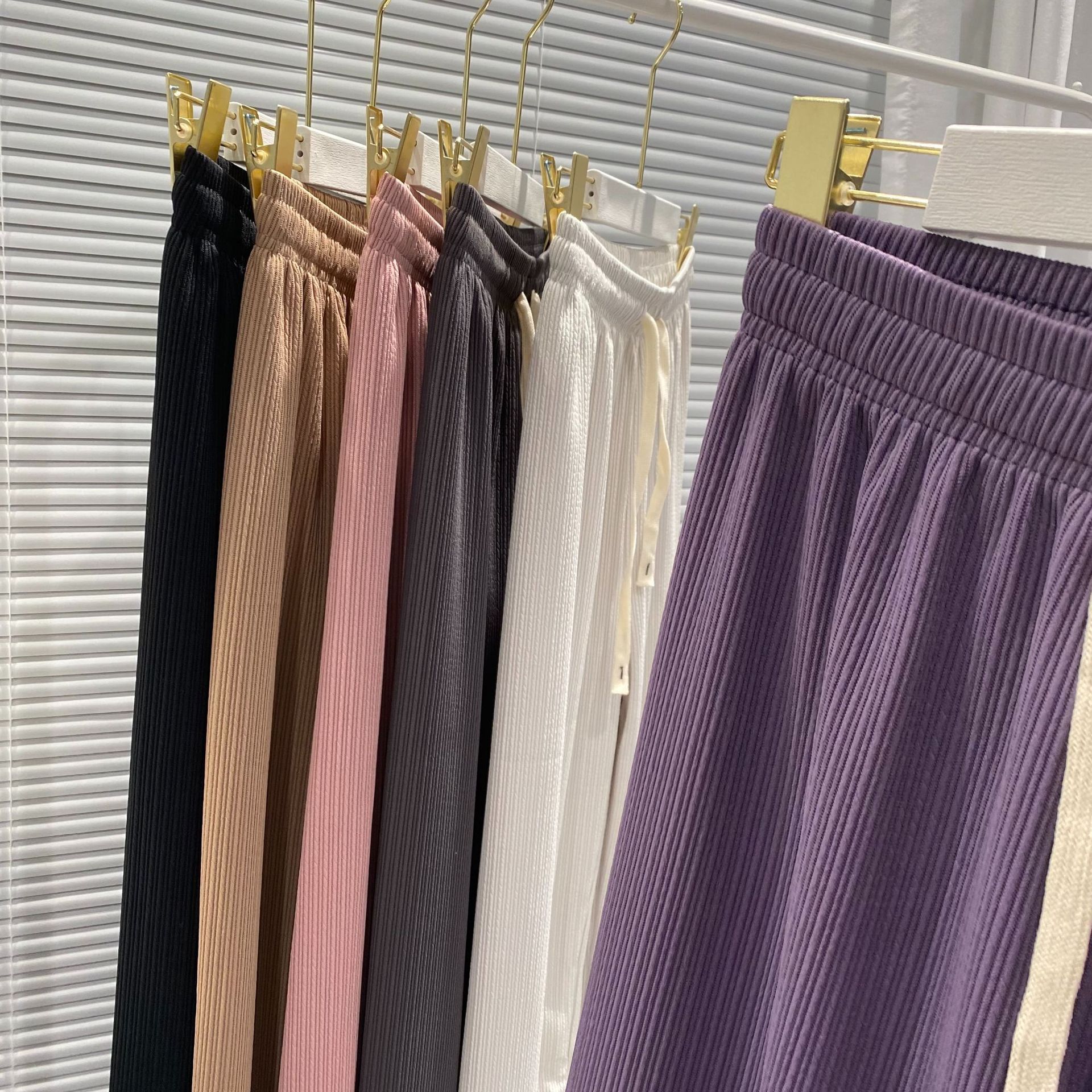 2023新款泡芙裤褶皱垂感阔腿裤女春夏 抽绳直筒休闲裤拖地裤批发详情2