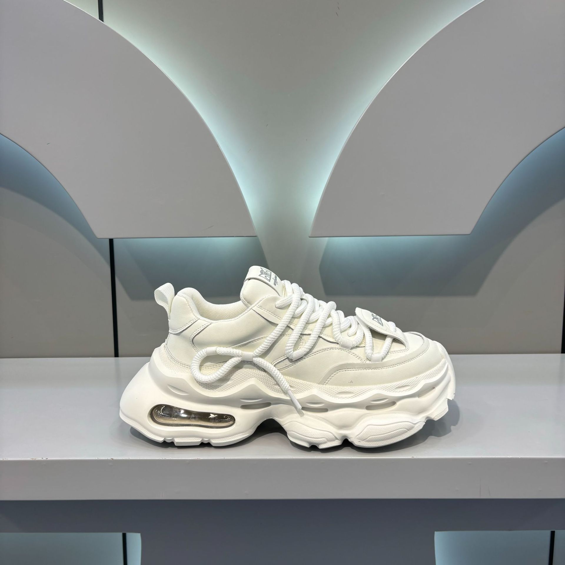 2024新款薄款小白鞋增高透气网面鞋子男款夏季厚底老爹鞋百搭男鞋详情7