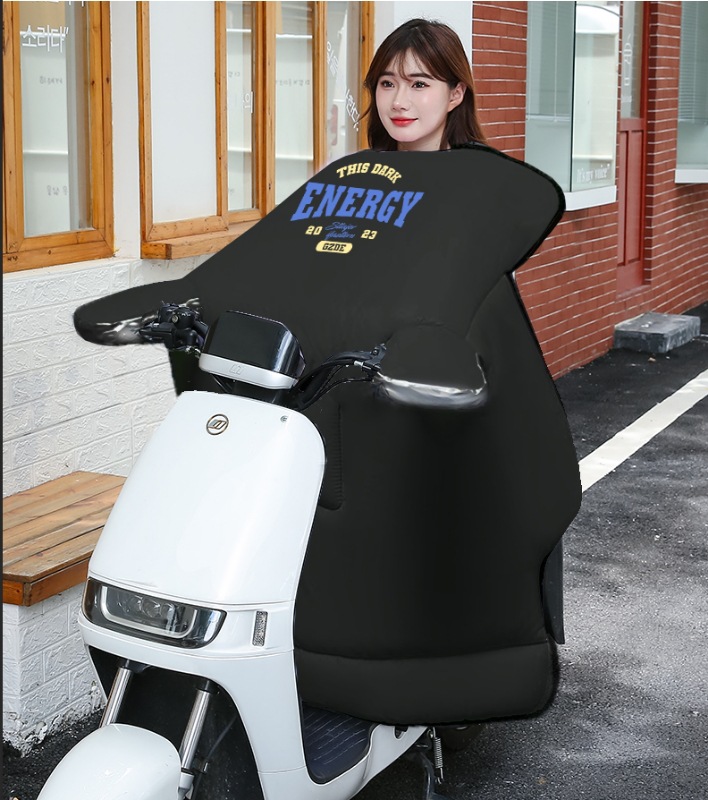 简约黑色款耐脏电动车挡风被加厚保暖冬季遮风套加宽侧翼挡风被详情4