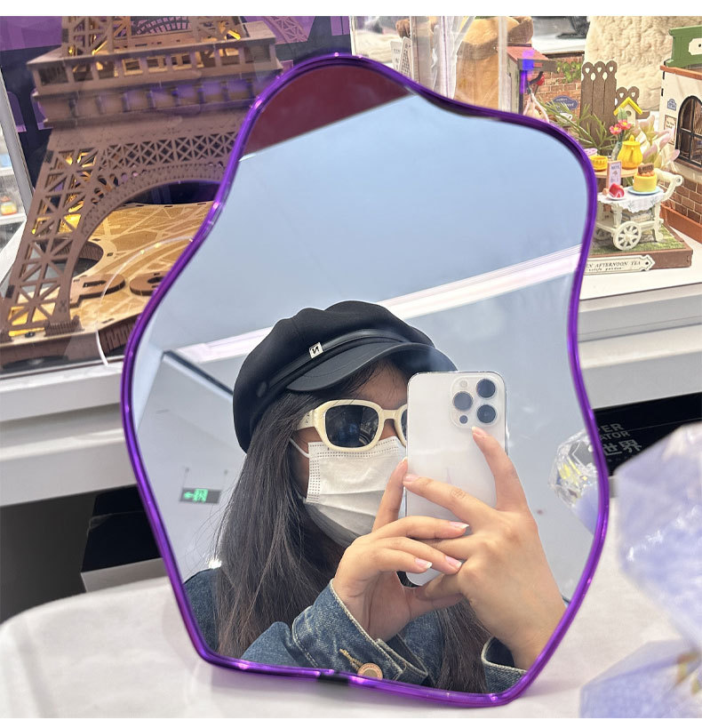 外贸热销异形云朵镜子亚马逊抖音货源家用网红台式桌面化妆镜子详情9