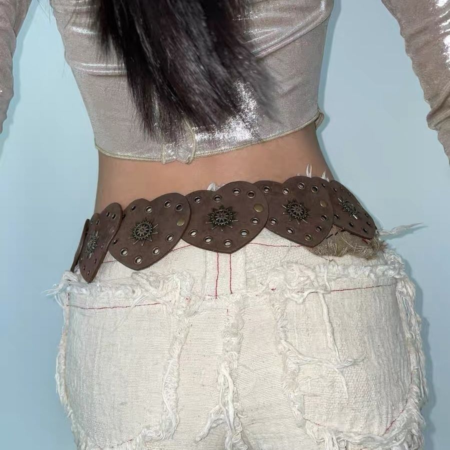 爱心绒皮拼接朋克风铆钉女士腰带美式时尚复古vintage古拉德腰封详情5