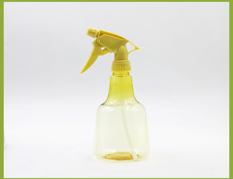 A manufacturer of transparent plastic sprayers, transparent bottles and jugs, and horticultural irrigation tools for self-sale pic 9