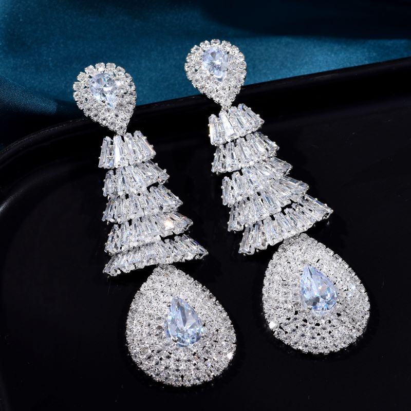 新款轻奢大气高级锆石耳饰宴会礼服搭配气质耳坠详情1