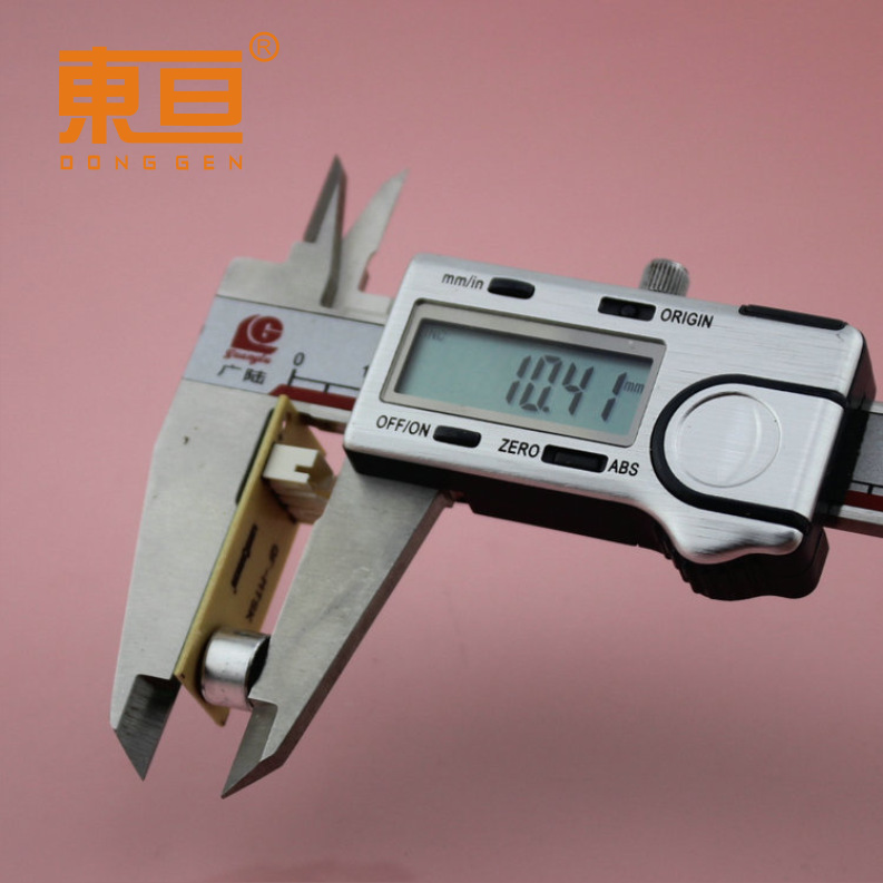 The voice control board will be powered off approximately 10 seconds after the sound sensing circuit board of the electronic board is connected pic 2