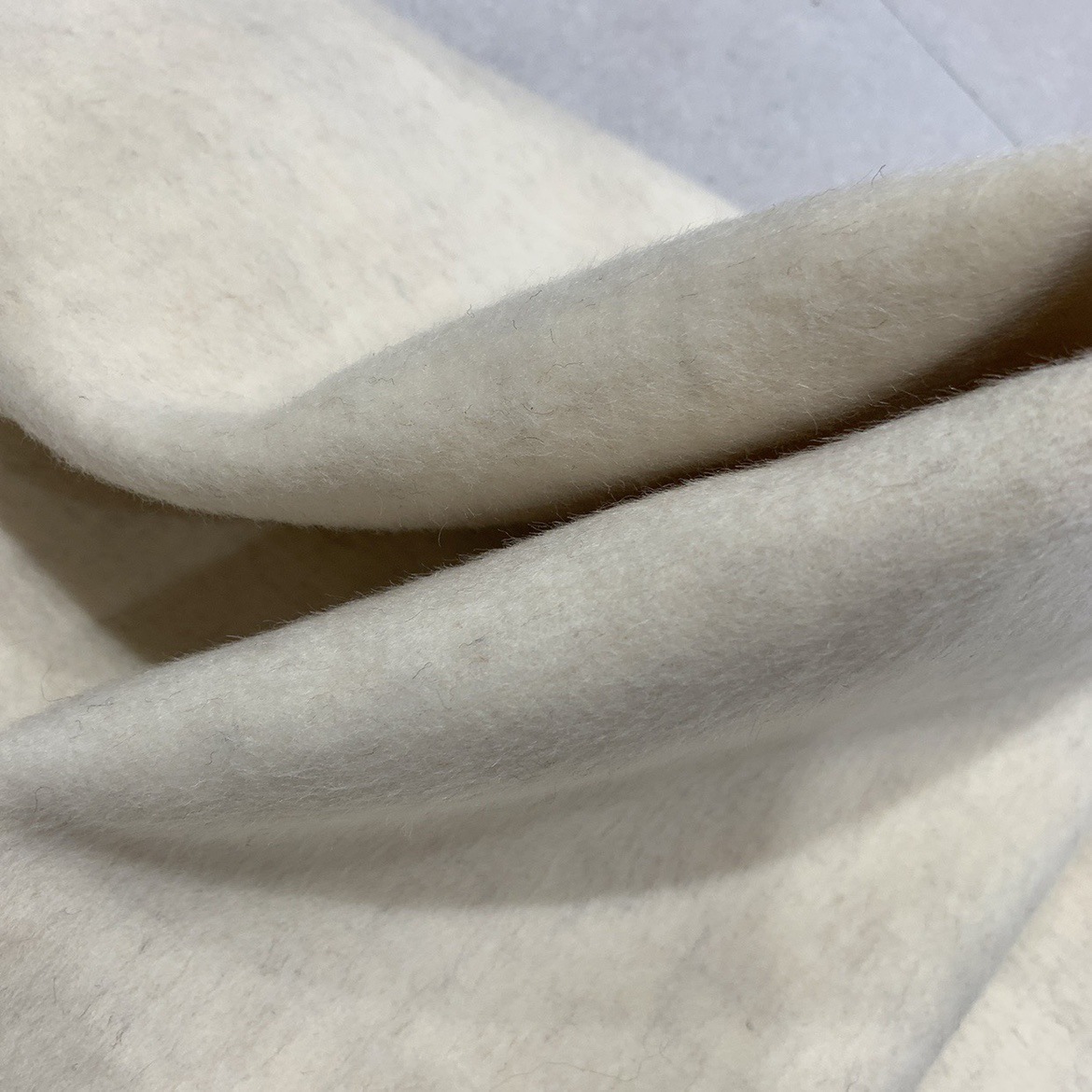 French chanel-style short double-sided wool and woolen coat for women to look younger and petite in spring. Cashmere Hepburn style top pic 24