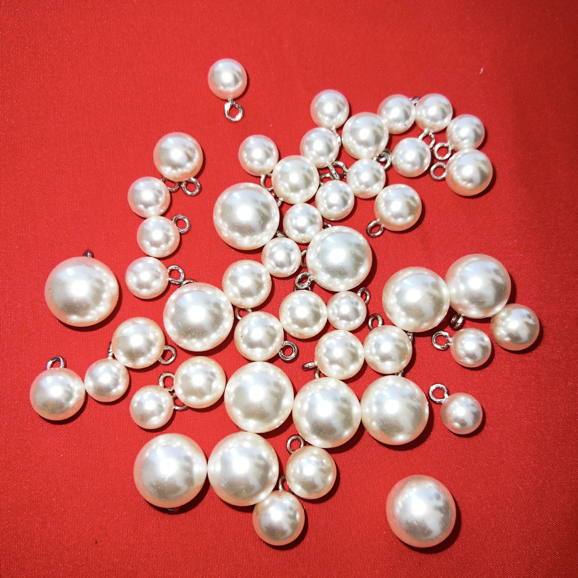 Botones de perlas resaltados blanco cosido a mano botones redondos poco perfume viento jersey cheongpao decoración pies altos accesorios botones pic 5