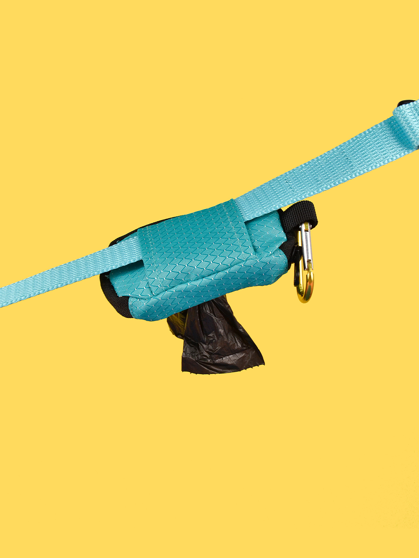 Maidi Factory wholesals new high-quality, ultra-light and multi-functional pet garbage bag dispensers and poop bag storage bags pic 5