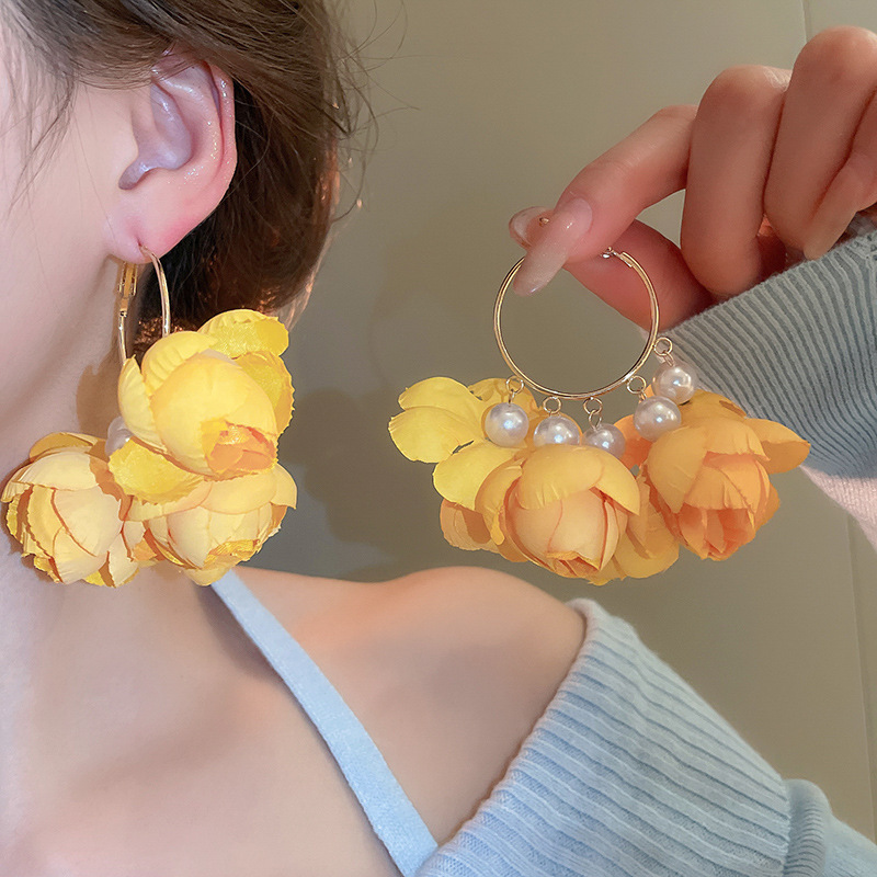 Silver needle yellow flower tassel stud earrings, super fairy-like spring and summer sweet earrings, fashionable, light luxury and high-end earrings for women pic 34