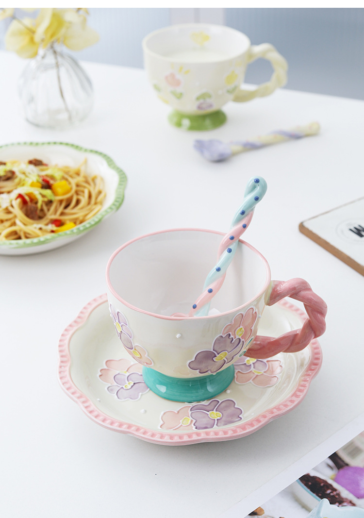 Ceramic long-handled spoon, household spoon, high appearance level, cute ins style stirring spoon, coffee spoon, girlish heart spoon wholesale pic 9