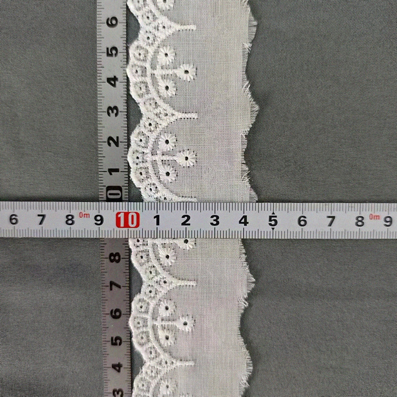 Wholesale of cotton embroidered lace, hollowed-out lace, embroidered skirt hem, clothing accessories, milk silk, perforated, barcode 2.5 pic 30