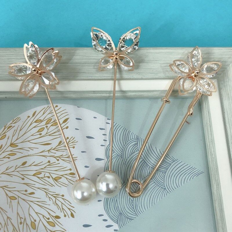 Korean Dongdaemun Jewelry Pearl simple diamond-encrusted round ball brooches, clothing, hats, accessories and pins pic 3