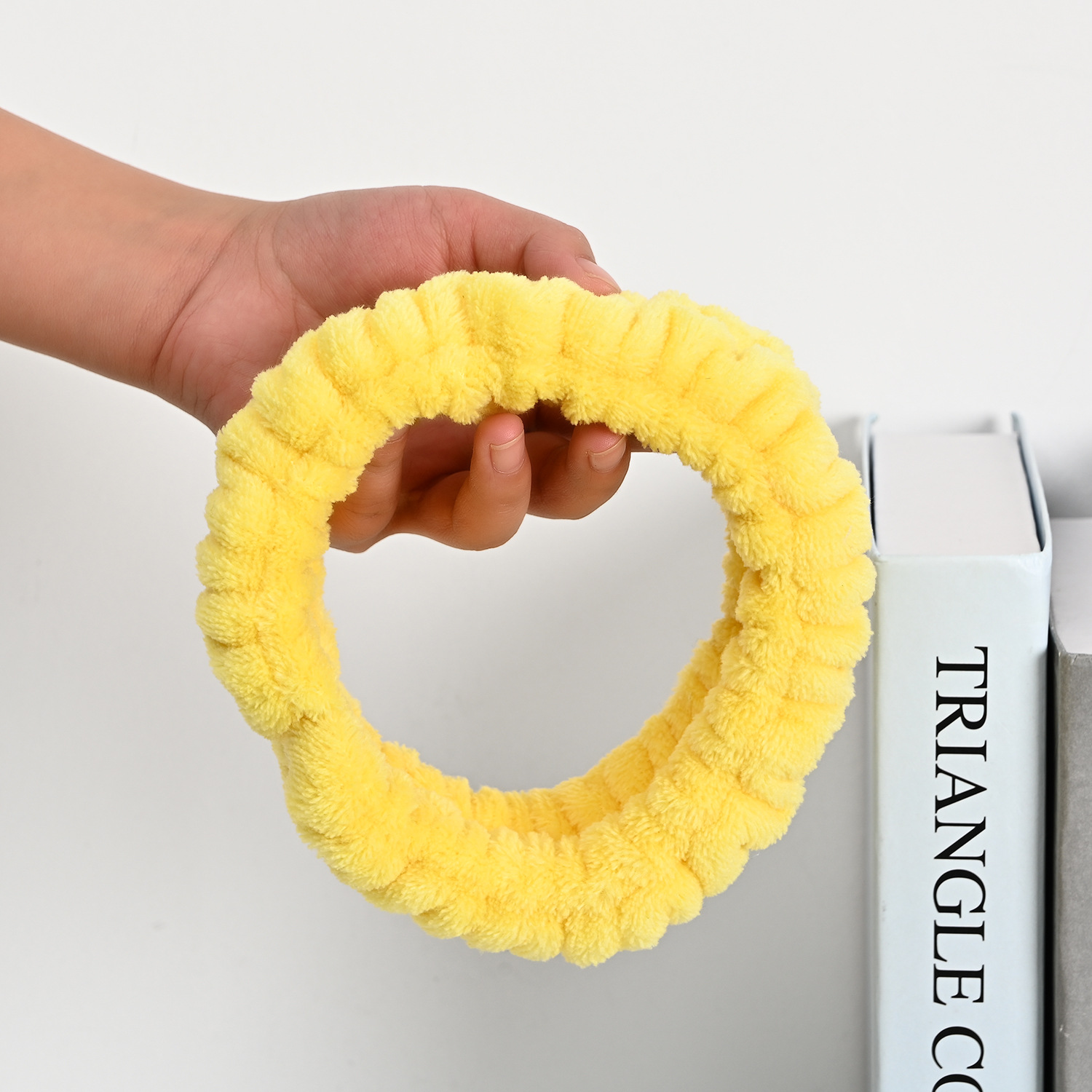 Bow face wash and hair band for girls wholesale solid color white matching makeup simple sweat-wiping wrist band flannel hair band pic 53