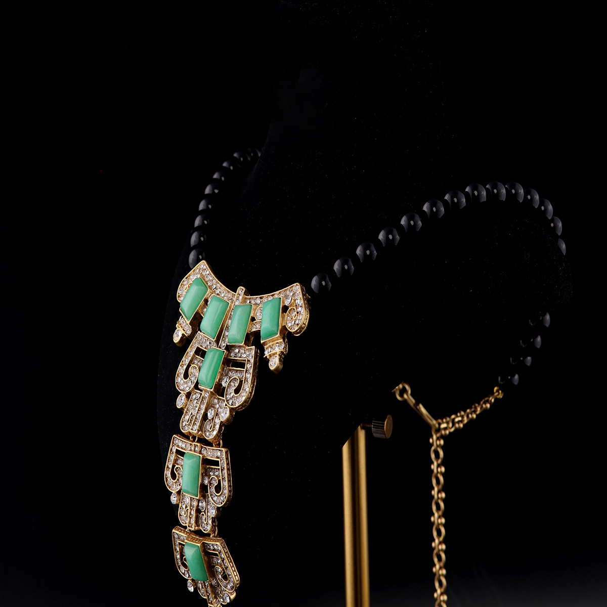 中古vintage轻奢小众设计高级感琉璃珠项链复古女款青岛工厂批发详情3