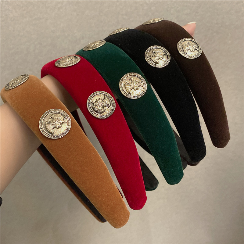 Velvet vintage headband ~ Little Champs-style Baroque court alloy human head portrait headband, the same hair accessory as the Instagram influencer pic 7