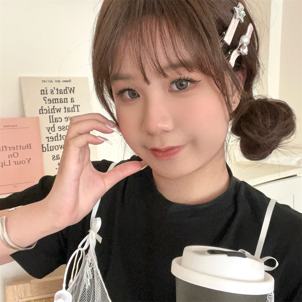 Versatile Y2K fashionable spicy girl style star hair clip, girl side bangs clip, sweet and cool dopamine crushed hair clip hair accessory pic 24