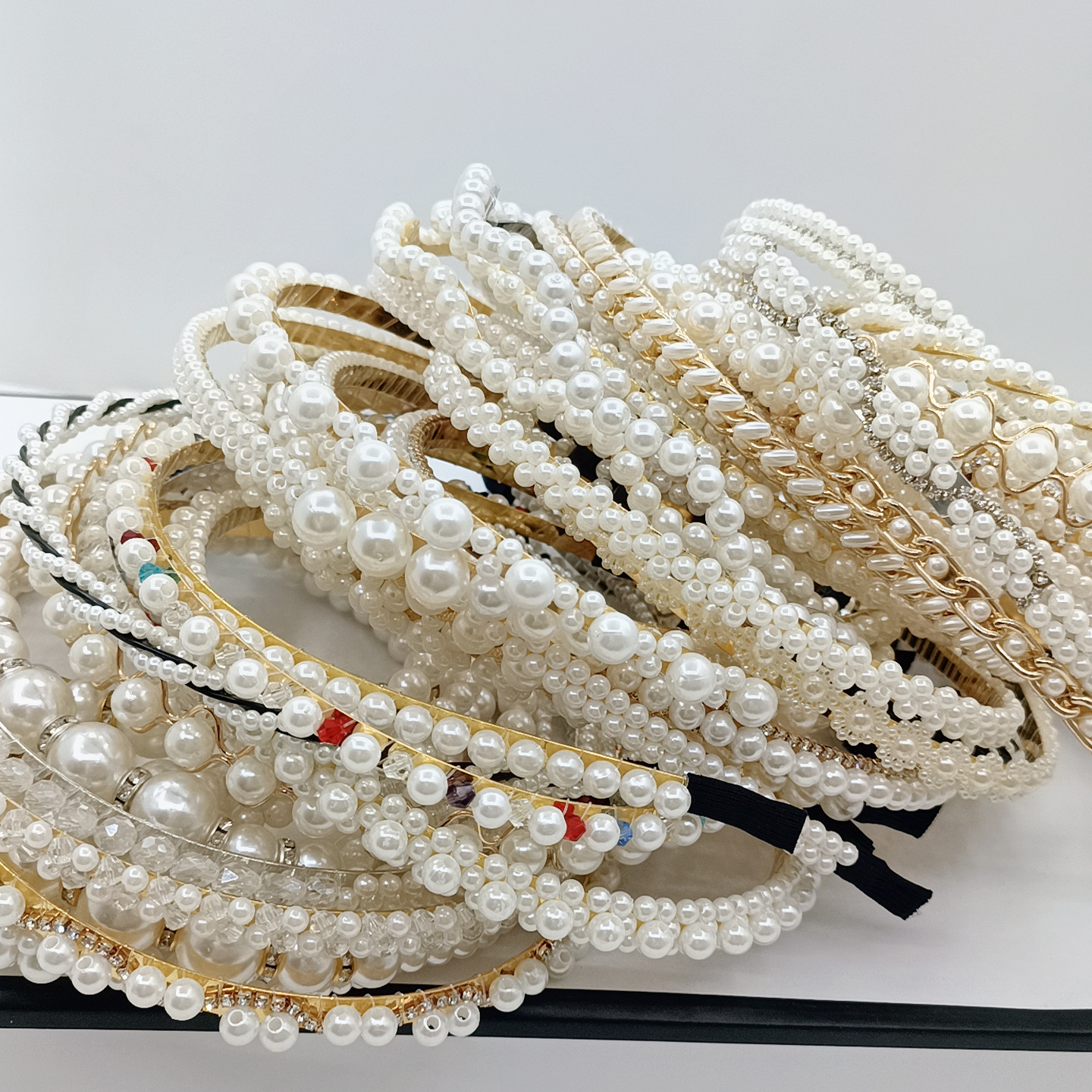 Pearl hairband for women, Super fairy French headband, hair tie, new style 2024, elegant high headband for the top of the head, external pressure hairpin headwear pic 16