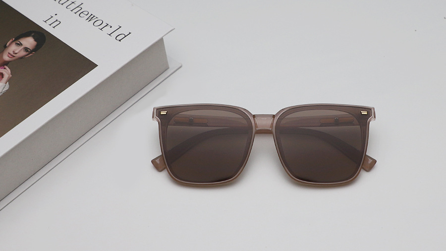 时尚墨镜女防晒新款高级感偏光镜茶色男太阳眼镜防紫外线司机开车详情23