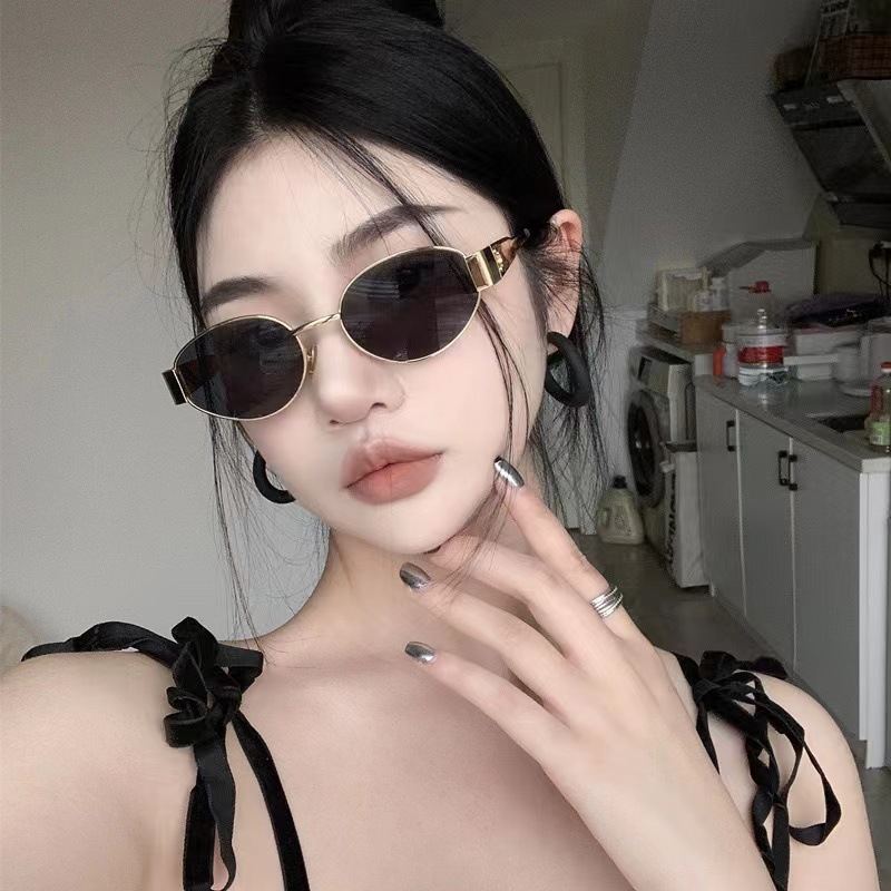 新款2024墨镜女高级感显脸小防紫外线太阳镜潮流亮边开车遮阳眼镜详情1