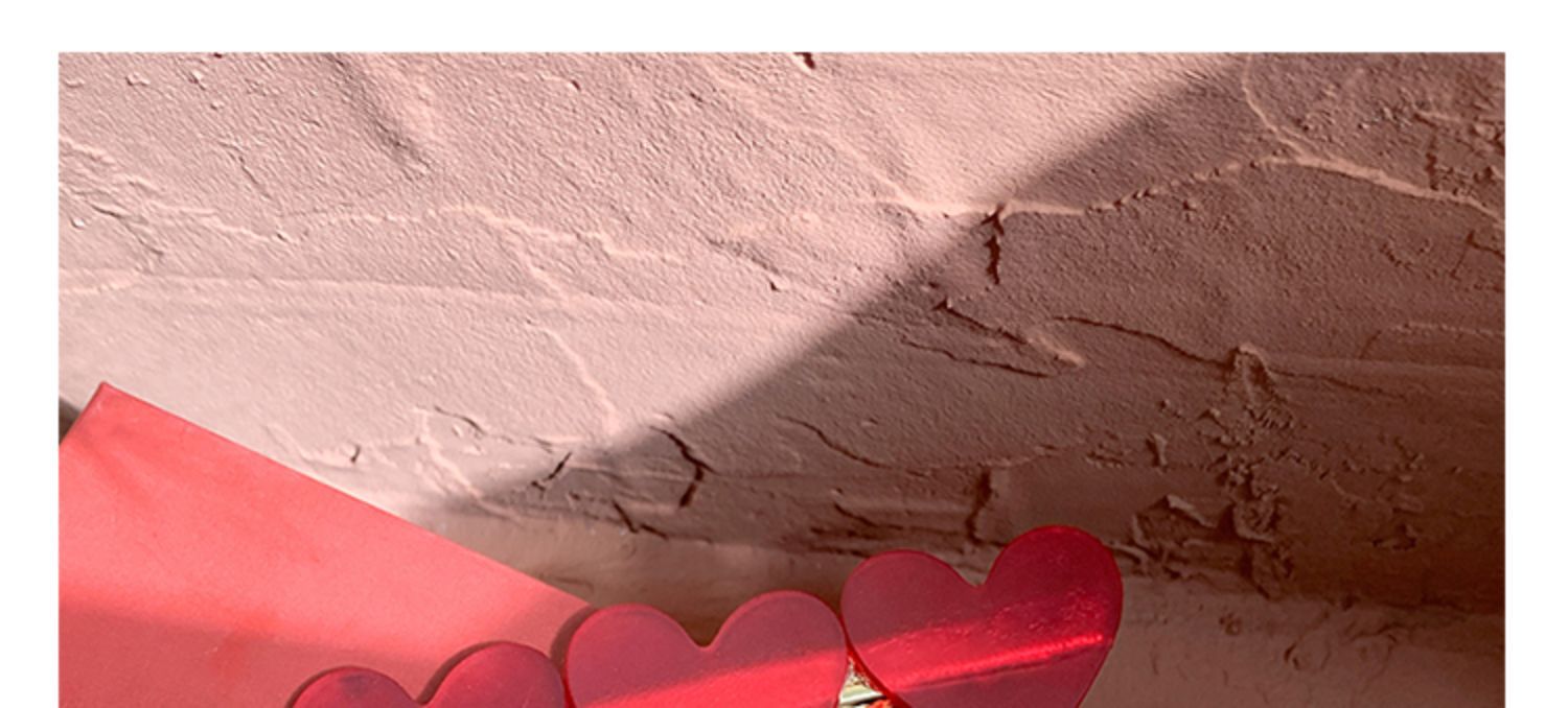 Korean red heart-shaped acetic acid hair clip with cute bangs on the side and a duckbill-shaped hair clip on the side. Gentle clip headwear pic 6