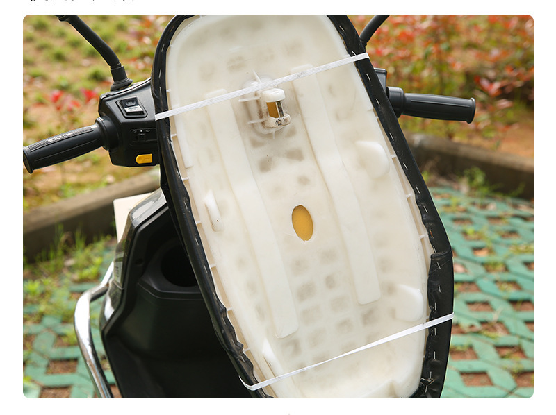 夏季反光垫隔热片防晒片铝膜遮阳车垫 摩托车电动车防晒坐垫详情5