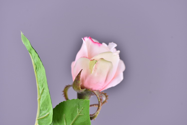 Lanjin wholesale artificial flowers 3-head roses, wedding and home silk flowers, high-end decorative artificial flowers, hand-held roses, multi-head roses pic 18