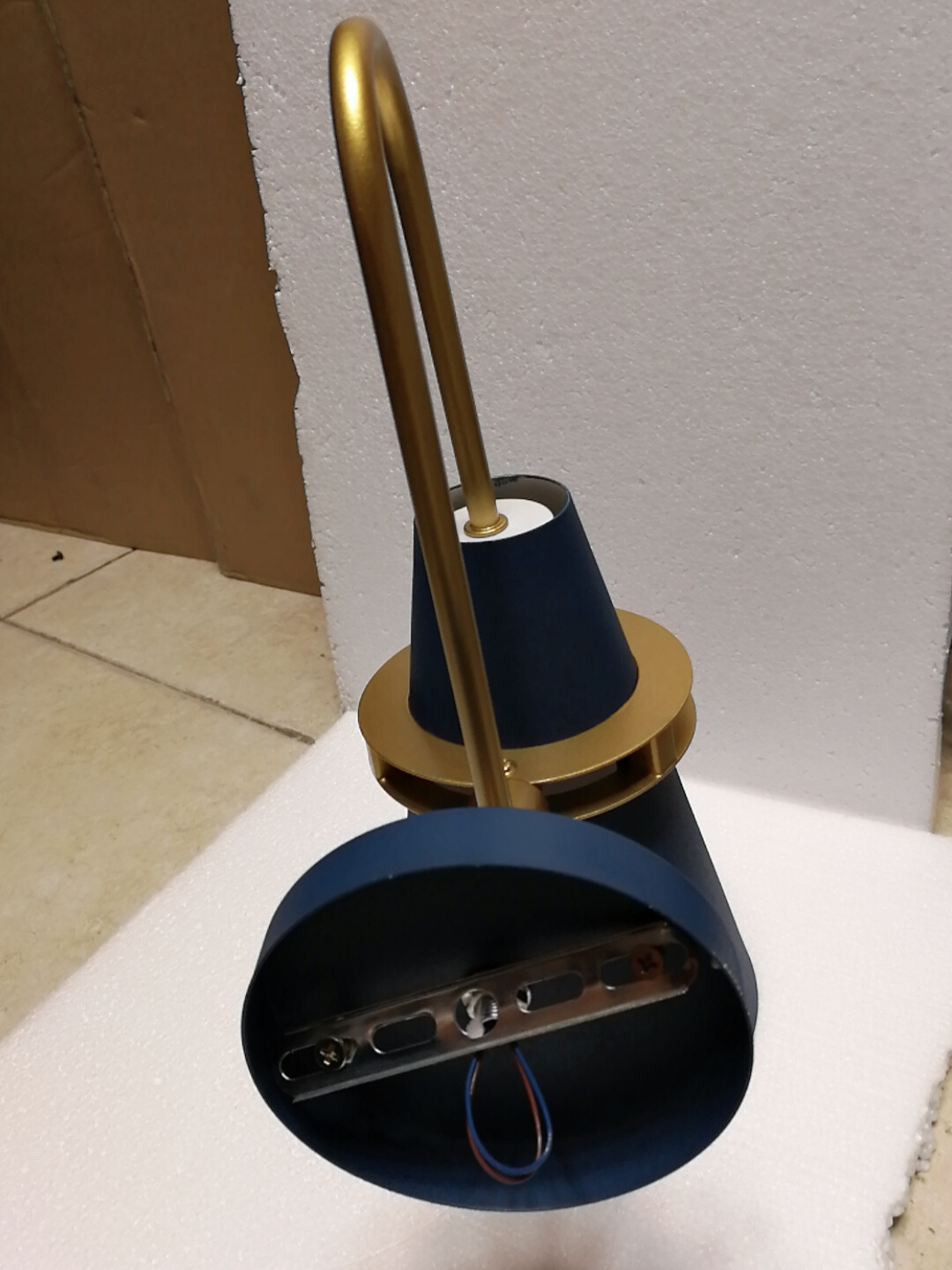 Nordic led indoor wall lamps, macarons, bedroom, living room, hotel corridor, creative wall lamps, bedside lamps, horn wall lamps pic 7