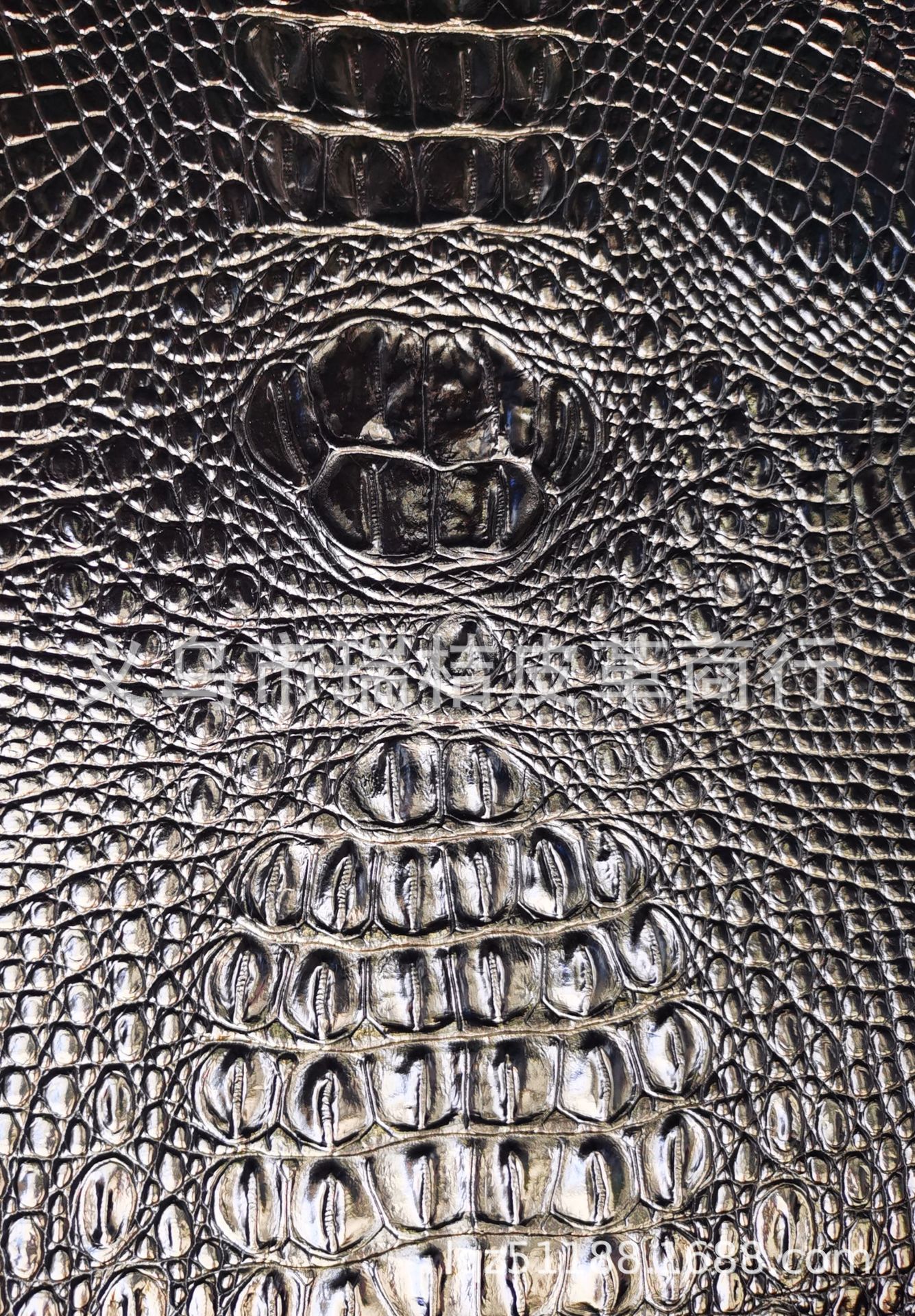 PVC spray-painted crocodile pattern bag leather, fashionable bag leather, spray-painted leather pic 5