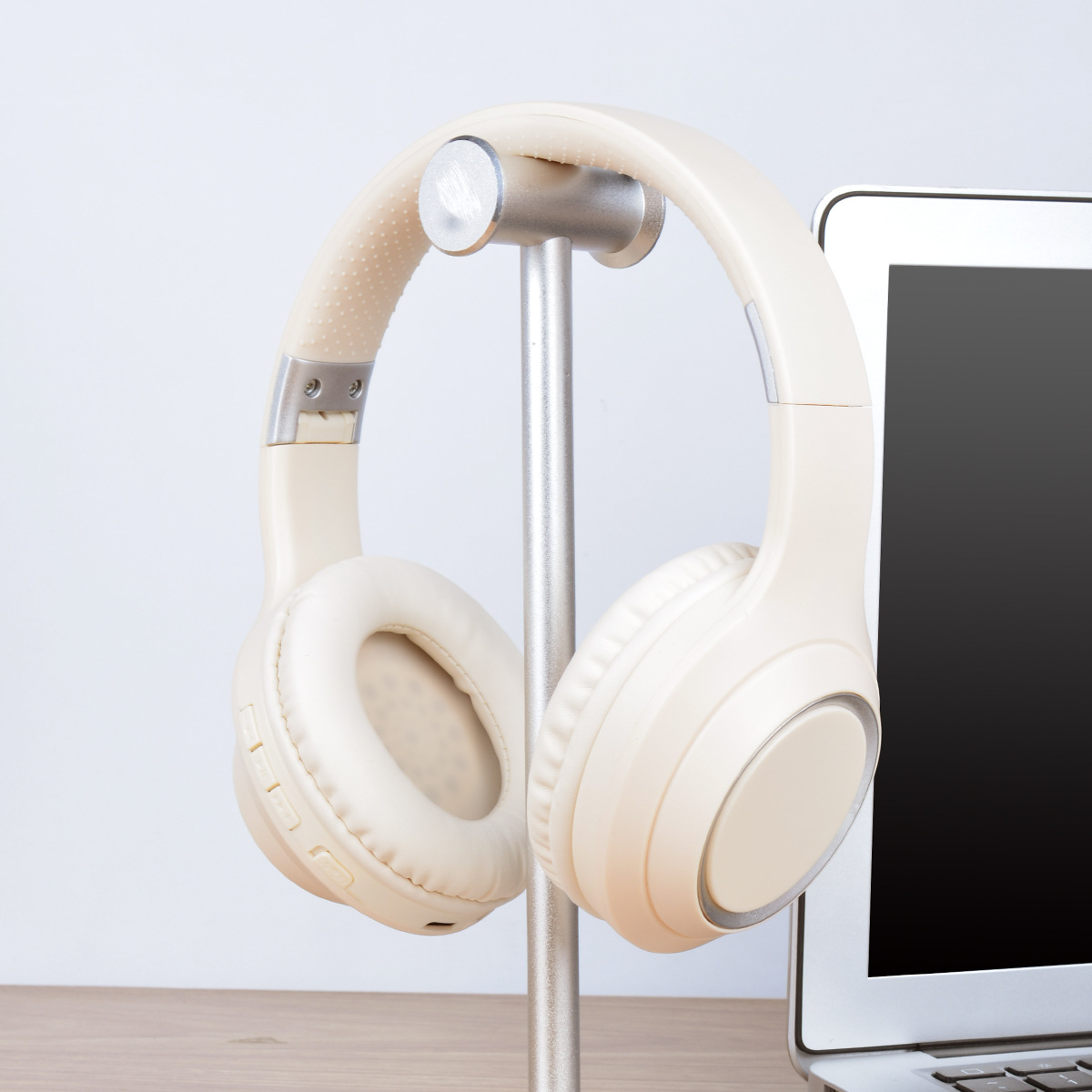 跨境新款 复古K6蓝牙头戴式耳机 HIFI重低音插卡运动无线蓝牙耳机详情2