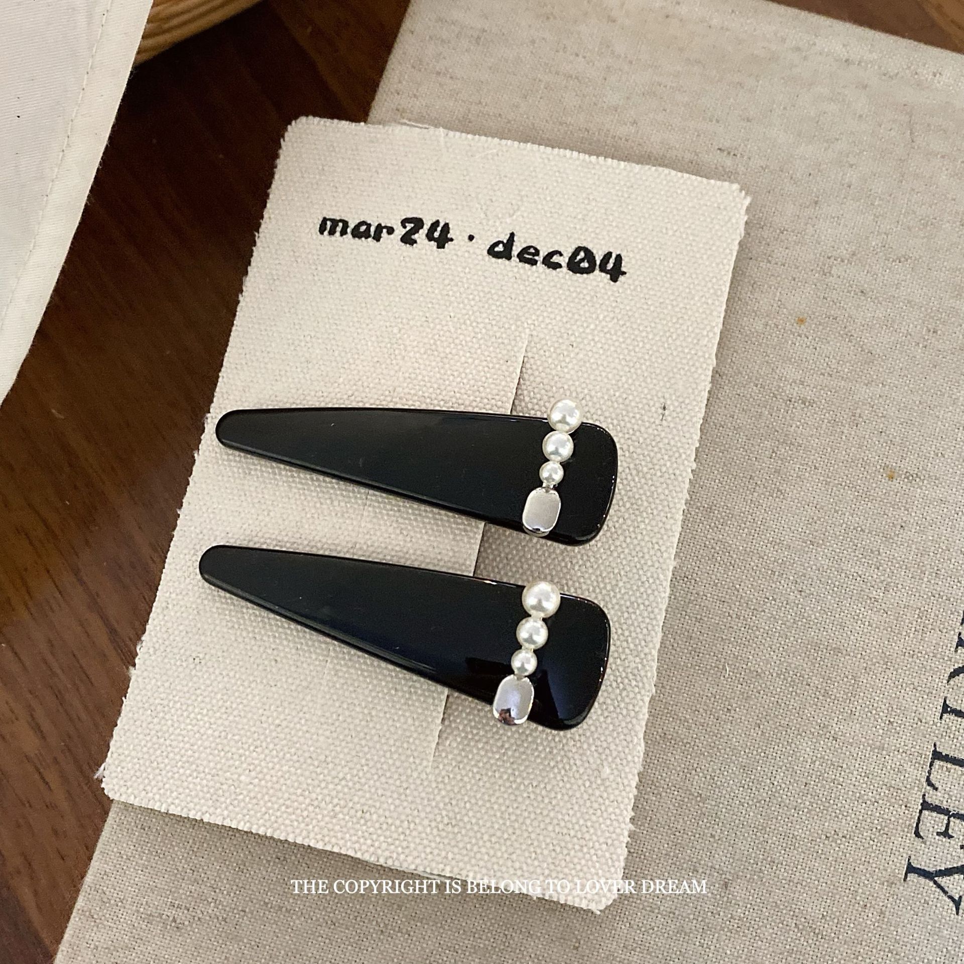 韩国ins新款珍珠黑色质感三角发夹 时尚小香风鸭嘴夹刘海夹发饰女详情18