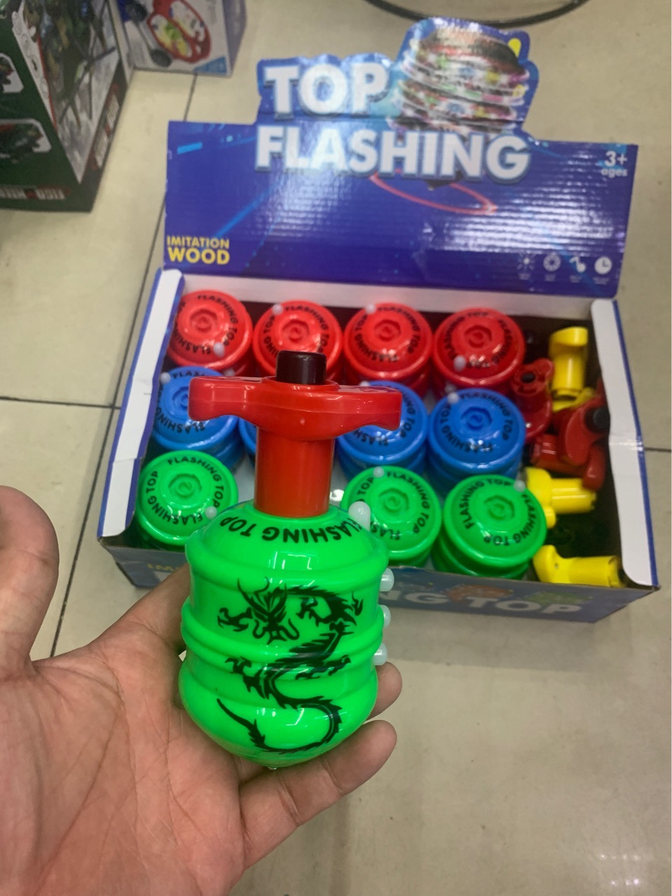 新款红外线音乐陀螺卡通发闪光儿童玩具新款地摊夜市热销批发光礼详情2