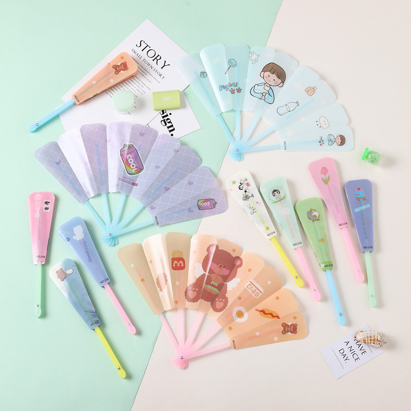 夏天可爱卡通小扇子儿童学生折叠扇子便携随身中国风迷你塑料折扇详情11