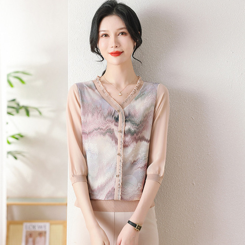 New fashionable chiffon short-sleeved T-shirt for middle-aged and elderly mothers in summer, elegant top for middle-aged women, and trendy floral mini shirt pic 12