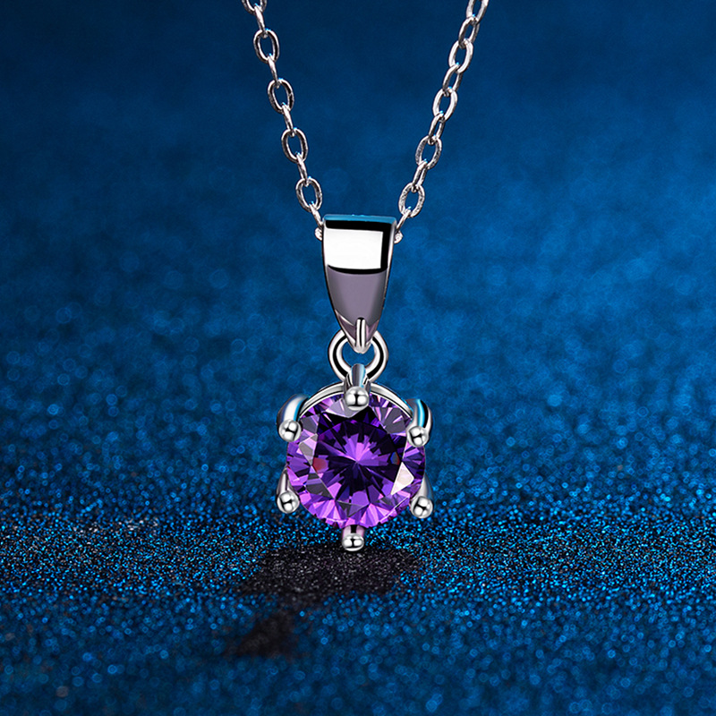 A high-quality imitation D-color moissanite four-leaf clover female pendant with eight hearts and eight arrows from a live-streaming product by a popular influencer on Kuaishou and Douyin pic 55