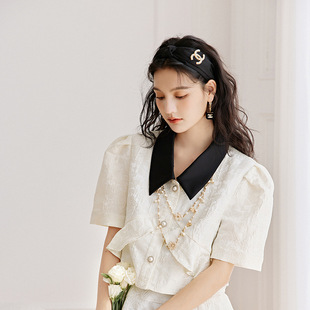 The new long-sleeved white shirt for women in the autumn of 2023, with lace trim and a doll-neck design, is a stylish shirt for women pic 5