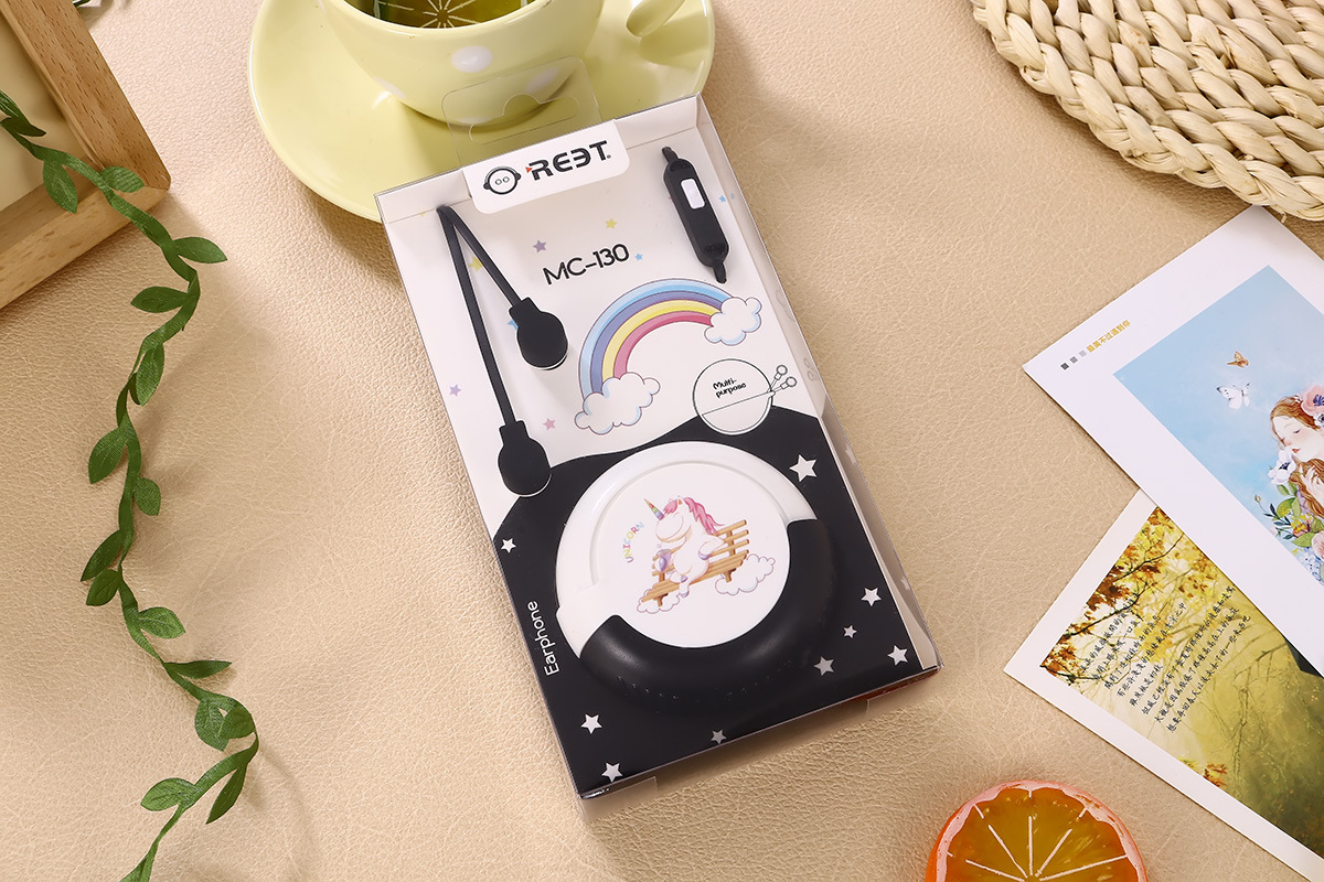 The cute student cartoon in-ear wired headphones with a high level of appearance and a storage case support KTV call answering buttons pic 24