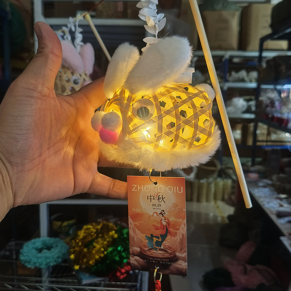 Authentic bam-woven rabbit lanterns, Chinese ancient-style Mid-Autumn Festival hand-held lanterns, scenic area night market street lamps pic 1