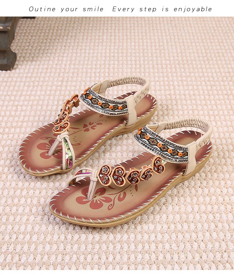 2024跨境凉鞋女夏2024水钻晚风平底圆头夹脚露趾凉鞋女详情43