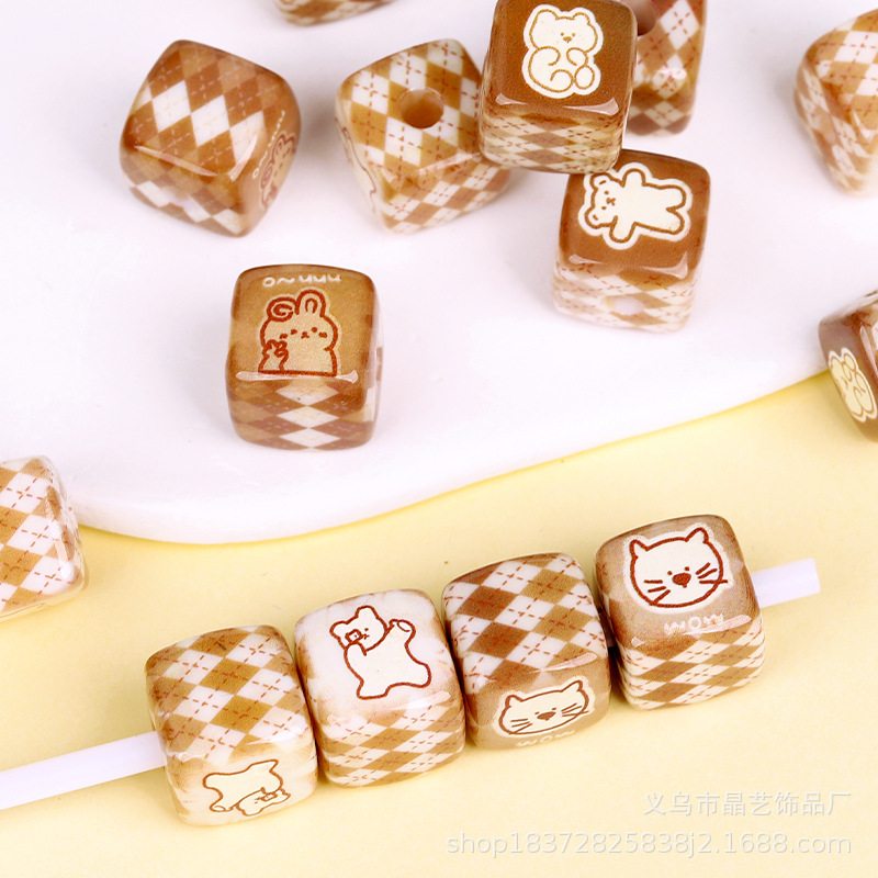 Cartoon grid bear, square beaded, perforated acrylic diy jewelry, bracelet, mobile phone chain, hair tie, hair accessory pic 3