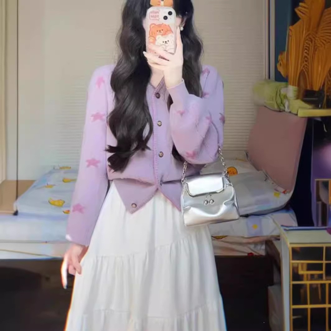 A stylish and unique round-neck long-sleeved, fresh five-pointed star jacquard knitted sweater for women, a new spring and Autumn 2024 cardigan top pic 7