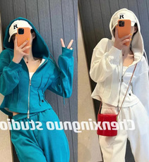 Spring spirit spirit spirit spirit spirit spirit представляет собой небольшое количество новых модных женских костюмов 2022 года pic 4