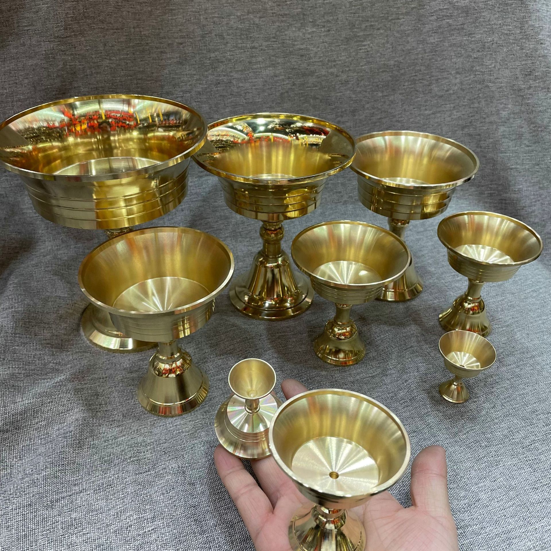 Pure copper butter lamp base, thickened candlestick, high-legged, household solid and liquid dual-purpose oil lamp for offering in front of Buddha pic 7