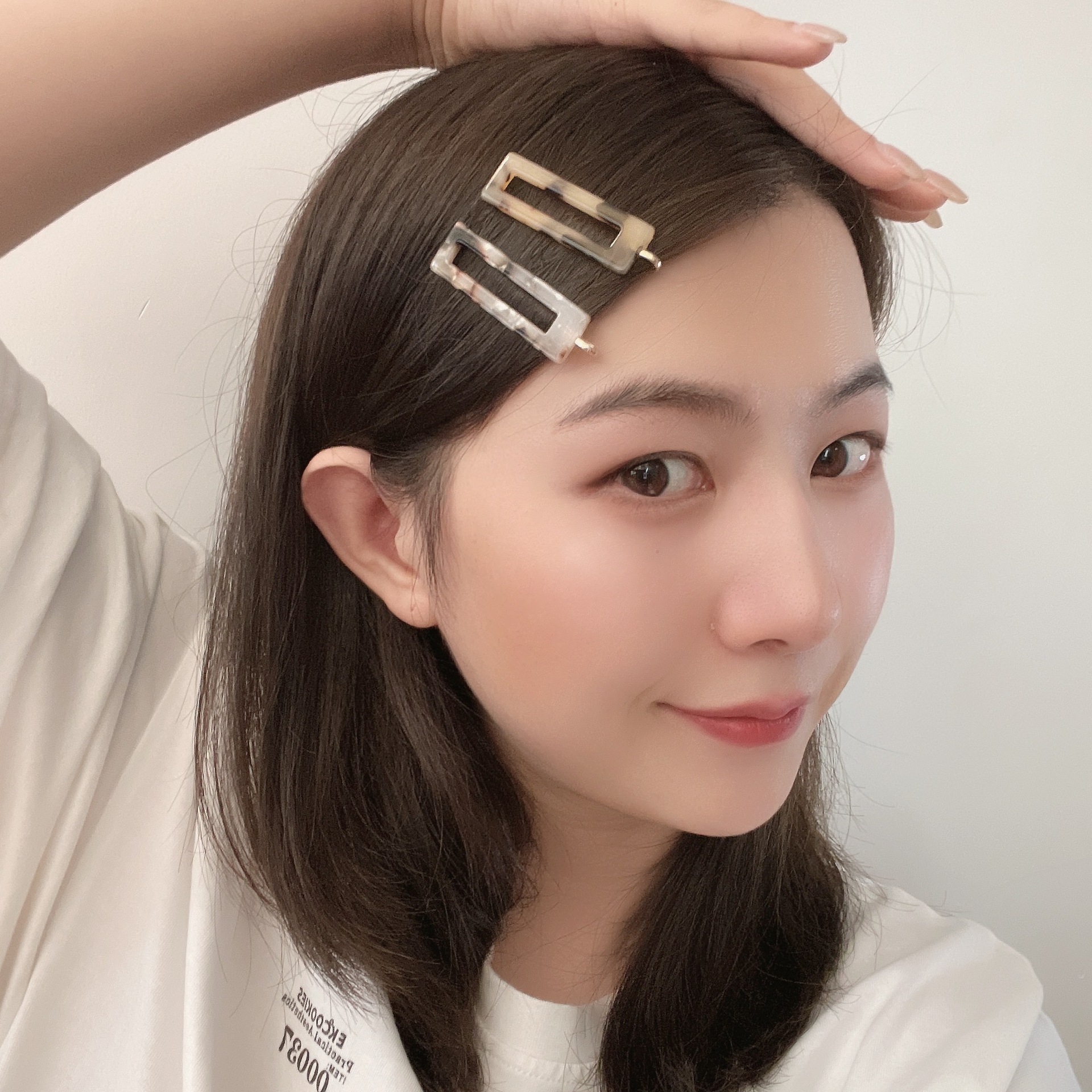 Japón y corea nuevos productos accesorios para el cabello ámbar acetato sin traza clip frente flequillo clip geométrico diosa maquillaje clip al por mayor pic 5