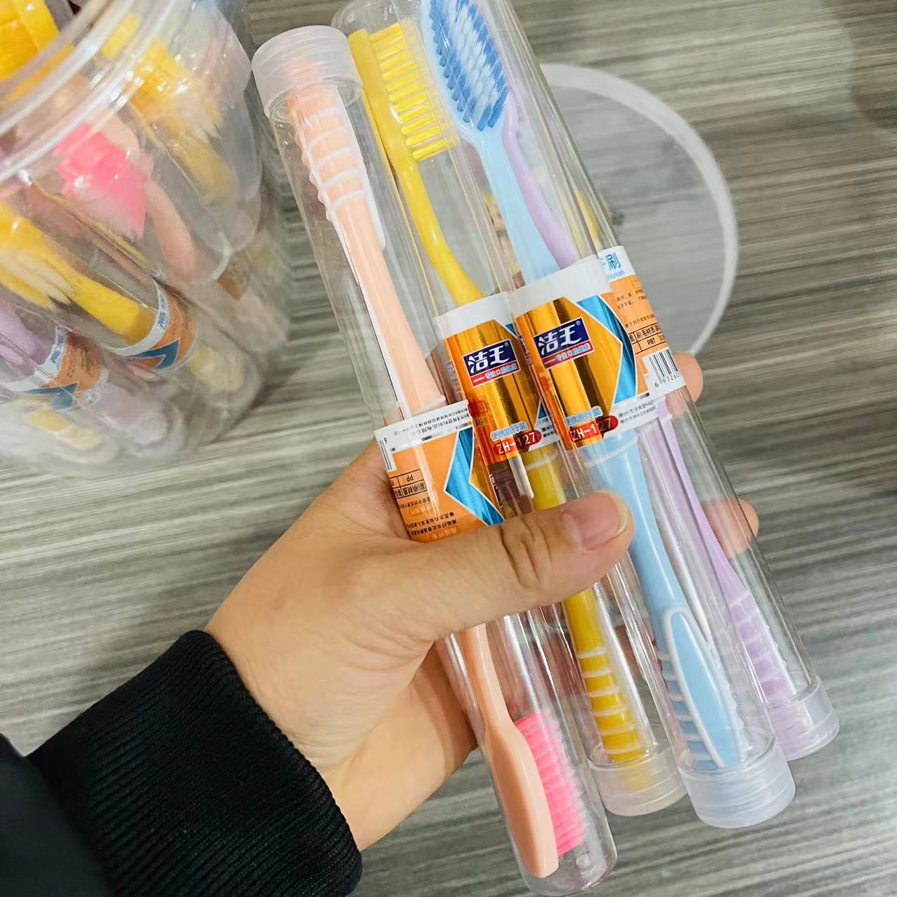 ZH-127 bucket toothbrushes, adult soft-bristled toothbrushes, personal cleaning portable travel household toothbrushes, one-yuan store supply pic 4